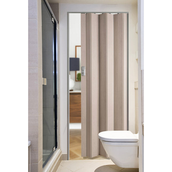 Badezimmer mit Falttür